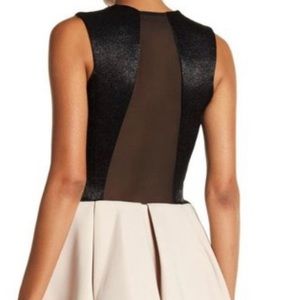 NWT. Halston Heritage. Cocktail dress. Size 8